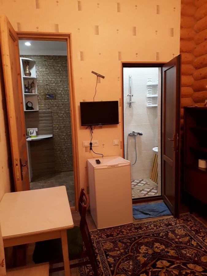 Old House Rustaveli Ξενοδοχείο Borjomi Εξωτερικό φωτογραφία