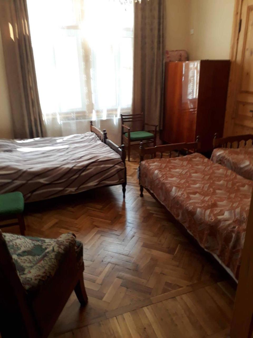 Old House Rustaveli Ξενοδοχείο Borjomi Εξωτερικό φωτογραφία